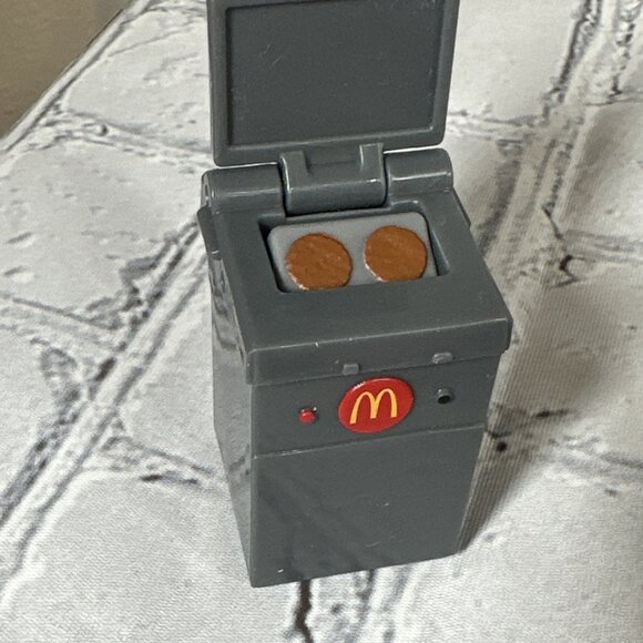 Lil McDonald’s Happy Meal Toy #12 Burger Grill No Box - Picture 2 of 9
